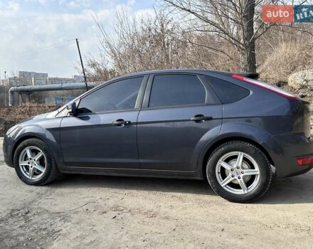 Синий Форд Фокус, объемом двигателя 1.4 л и пробегом 220 тыс. км за 5500 $, фото 4 на Automoto.ua