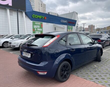 Синий Форд Фокус, объемом двигателя 1.4 л и пробегом 300 тыс. км за 3999 $, фото 3 на Automoto.ua