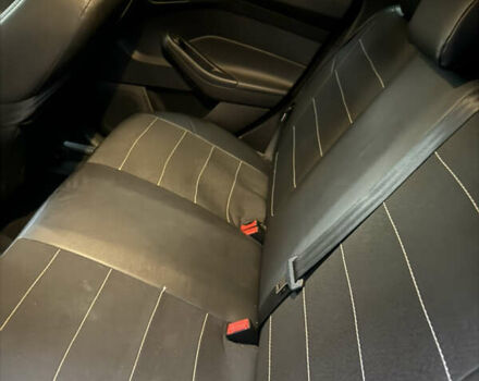 Синий Форд Фокус, объемом двигателя 2 л и пробегом 258 тыс. км за 6500 $, фото 15 на Automoto.ua