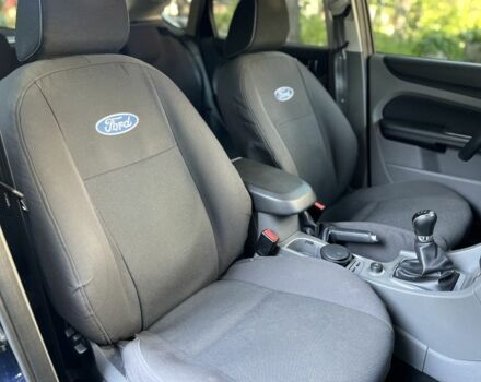 Синий Форд Фокус, объемом двигателя 1.6 л и пробегом 102 тыс. км за 7000 $, фото 13 на Automoto.ua