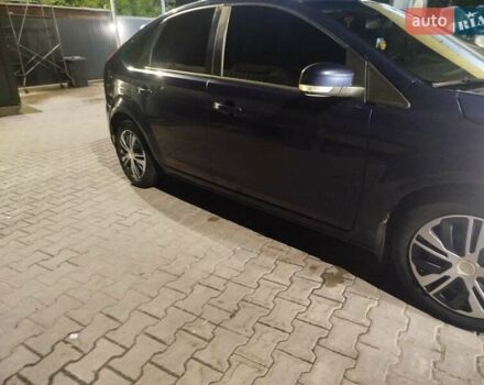Синий Форд Фокус, объемом двигателя 1.6 л и пробегом 185 тыс. км за 7000 $, фото 3 на Automoto.ua