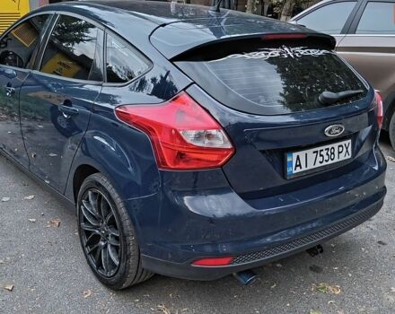 Синій Форд Фокус, об'ємом двигуна 1.6 л та пробігом 209 тис. км за 7500 $, фото 4 на Automoto.ua