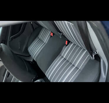 Синий Форд Фокус, объемом двигателя 1.4 л и пробегом 300 тыс. км за 4100 $, фото 8 на Automoto.ua