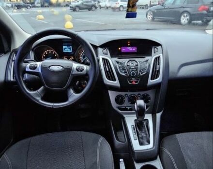 Синій Форд Фокус, об'ємом двигуна 2 л та пробігом 187 тис. км за 5999 $, фото 9 на Automoto.ua