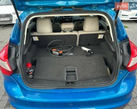 Синий Форд Фокус, объемом двигателя 0 л и пробегом 85 тыс. км за 5900 $, фото 19 на Automoto.ua