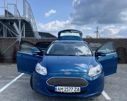 Синий Форд Фокус, объемом двигателя 0 л и пробегом 120 тыс. км за 7950 $, фото 6 на Automoto.ua