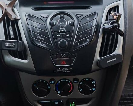 Синий Форд Фокус, объемом двигателя 1.6 л и пробегом 276 тыс. км за 6000 $, фото 13 на Automoto.ua