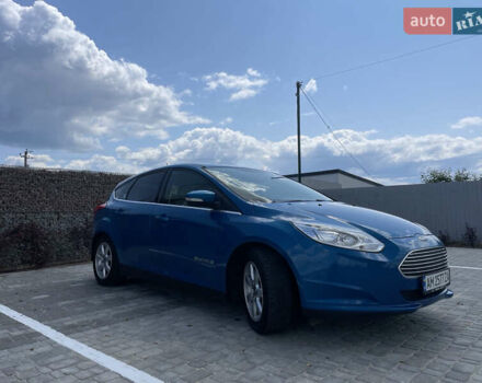 Синий Форд Фокус, объемом двигателя 0 л и пробегом 120 тыс. км за 7950 $, фото 7 на Automoto.ua