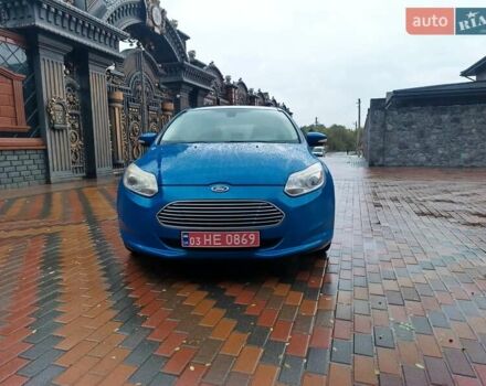 Форд Фокус 2012 у Житомирі на Automoto.ua Синій Форд Фокус, об'ємом двигуна 0 л та пробігом 125 тис. км за 6599 $, фото 2 на Automoto.ua