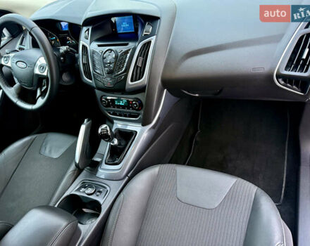 Синій Форд Фокус, об'ємом двигуна 1.6 л та пробігом 221 тис. км за 6999 $, фото 23 на Automoto.ua