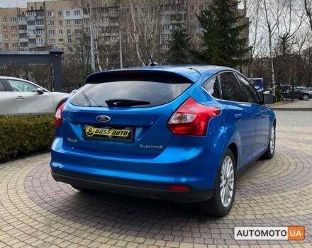 Синий Форд Фокус, объемом двигателя 23 л и пробегом 83 тыс. км за 7600 $, фото 6 на Automoto.ua
