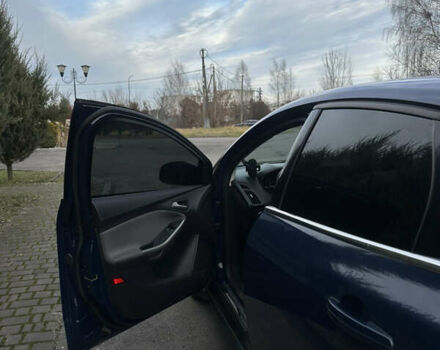 Синий Форд Фокус, объемом двигателя 1.6 л и пробегом 290 тыс. км за 7200 $, фото 4 на Automoto.ua