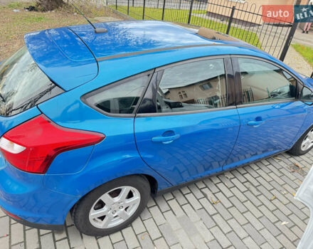Синій Форд Фокус, об'ємом двигуна 2 л та пробігом 166 тис. км за 6200 $, фото 3 на Automoto.ua