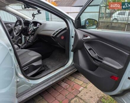 Форд Фокус 2013 в Владимир-Волынский на Automoto.ua Синий Форд Фокус, объемом двигателя 0 л и пробегом 122 тыс. км за 7900 $, фото 9 на Automoto.ua