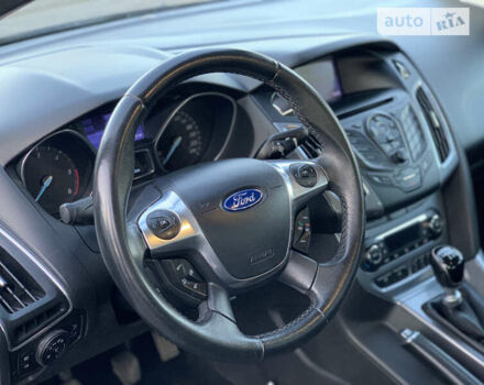 Синий Форд Фокус, объемом двигателя 1.6 л и пробегом 244 тыс. км за 8299 $, фото 12 на Automoto.ua