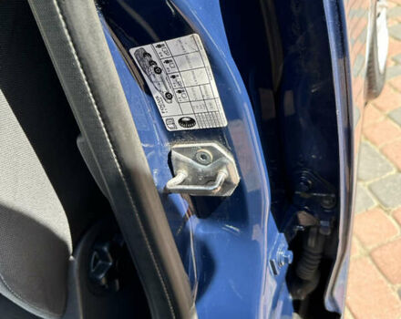 Синий Форд Фокус, объемом двигателя 1.6 л и пробегом 232 тыс. км за 6450 $, фото 132 на Automoto.ua