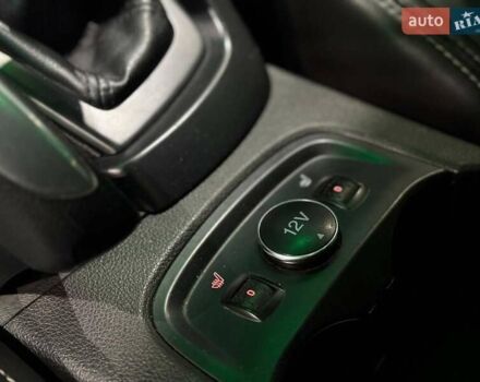 Форд Фокус 2013 в Николаеве на Automoto.ua Синий Форд Фокус, объемом двигателя 2 л и пробегом 180 тыс. км за 10500 $, фото 13 на Automoto.ua