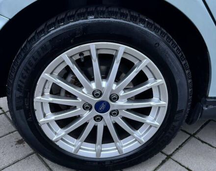 Синій Форд Фокус, об'ємом двигуна 0 л та пробігом 194 тис. км за 7200 $, фото 9 на Automoto.ua