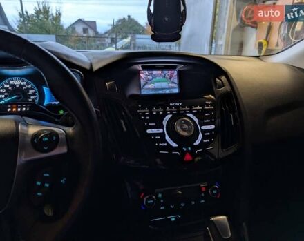 Форд Фокус 2013 в Владимир-Волынский на Automoto.ua Синий Форд Фокус, объемом двигателя 0 л и пробегом 122 тыс. км за 7900 $, фото 5 на Automoto.ua