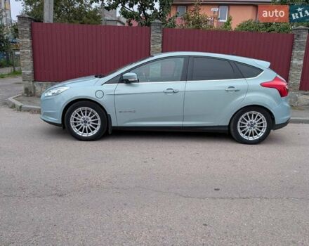 Форд Фокус 2013 в Владимир-Волынский на Automoto.ua Синий Форд Фокус, объемом двигателя 0 л и пробегом 122 тыс. км за 7900 $, фото 18 на Automoto.ua