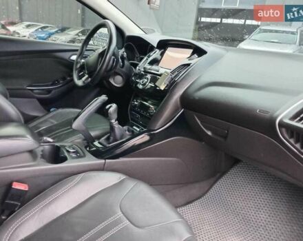 Синий Форд Фокус, объемом двигателя 2 л и пробегом 303 тыс. км за 6940 $, фото 11 на Automoto.ua