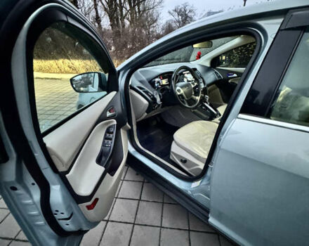 Синій Форд Фокус, об'ємом двигуна 0 л та пробігом 194 тис. км за 7200 $, фото 15 на Automoto.ua