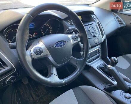 Синий Форд Фокус, объемом двигателя 1 л и пробегом 126 тыс. км за 6400 $, фото 6 на Automoto.ua