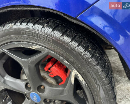 Синий Форд Фокус, объемом двигателя 2 л и пробегом 243 тыс. км за 5500 $, фото 7 на Automoto.ua