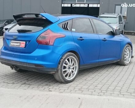 Синій Форд Фокус, об'ємом двигуна 2 л та пробігом 303 тис. км за 6940 $, фото 4 на Automoto.ua