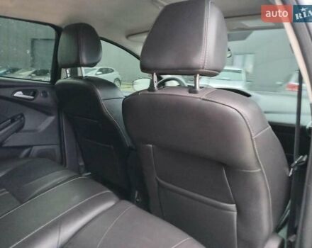 Синий Форд Фокус, объемом двигателя 2 л и пробегом 303 тыс. км за 6940 $, фото 15 на Automoto.ua