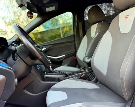 Синій Форд Фокус, об'ємом двигуна 2 л та пробігом 172 тис. км за 15999 $, фото 7 на Automoto.ua