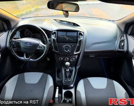 Синій Форд Фокус, об'ємом двигуна 2 л та пробігом 172 тис. км за 15999 $, фото 6 на Automoto.ua