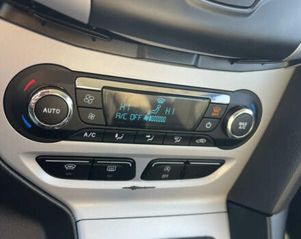 Синій Форд Фокус, об'ємом двигуна 1.6 л та пробігом 119 тис. км за 6950 $, фото 8 на Automoto.ua