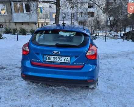 Синій Форд Фокус, об'ємом двигуна 0 л та пробігом 113 тис. км за 6999 $, фото 4 на Automoto.ua