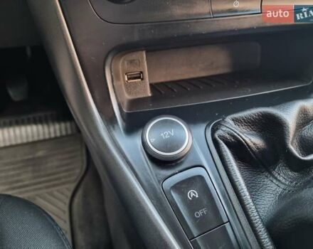 Синий Форд Фокус, объемом двигателя 1 л и пробегом 224 тыс. км за 5950 $, фото 20 на Automoto.ua