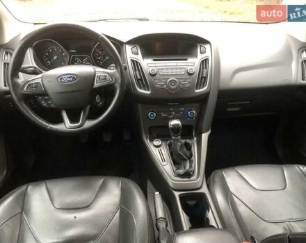 Синий Форд Фокус, объемом двигателя 2 л и пробегом 171 тыс. км за 7700 $, фото 4 на Automoto.ua
