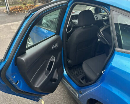 Синій Форд Фокус, об'ємом двигуна 2 л та пробігом 215 тис. км за 8000 $, фото 7 на Automoto.ua