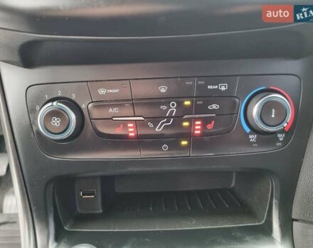 Синий Форд Фокус, объемом двигателя 1 л и пробегом 224 тыс. км за 5980 $, фото 24 на Automoto.ua