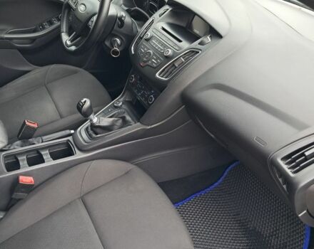 Форд Фокус 2015 в Киеве на Automoto.ua Синий Форд Фокус, объемом двигателя 1 л и пробегом 216 тыс. км за 5200 $, фото 8 на Automoto.ua