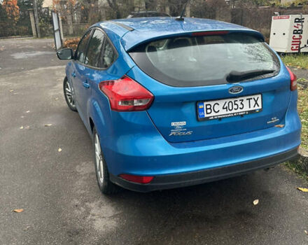 Синій Форд Фокус, об'ємом двигуна 2 л та пробігом 215 тис. км за 8000 $, фото 2 на Automoto.ua