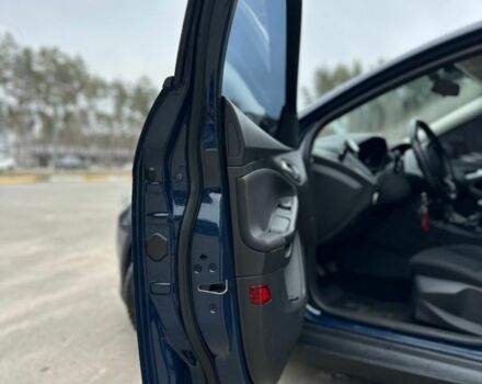 Синій Форд Фокус, об'ємом двигуна 1 л та пробігом 119 тис. км за 7100 $, фото 5 на Automoto.ua