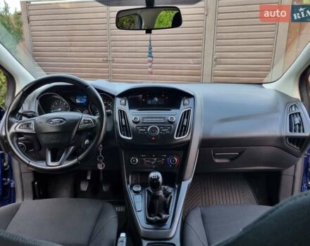 Синий Форд Фокус, объемом двигателя 1 л и пробегом 224 тыс. км за 5950 $, фото 7 на Automoto.ua
