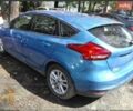 Синій Форд Фокус, об'ємом двигуна 2 л та пробігом 70 тис. км за 9300 $, фото 98 на Automoto.ua