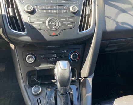 Синий Форд Фокус, объемом двигателя 2 л и пробегом 125 тыс. км за 8500 $, фото 4 на Automoto.ua
