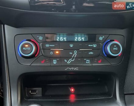 Синий Форд Фокус, объемом двигателя 1 л и пробегом 66 тыс. км за 11773 $, фото 29 на Automoto.ua