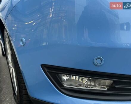Синий Форд Фокус, объемом двигателя 1 л и пробегом 66 тыс. км за 11773 $, фото 8 на Automoto.ua