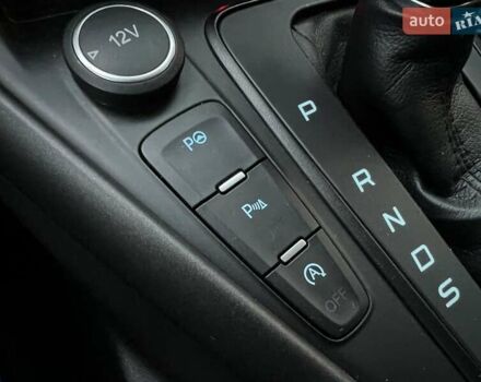 Синий Форд Фокус, объемом двигателя 1 л и пробегом 66 тыс. км за 11773 $, фото 27 на Automoto.ua