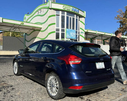 Форд Фокус 2016 в Хмельницком на Automoto.ua Синий Форд Фокус, объемом двигателя 0 л и пробегом 151 тыс. км за 7150 $, фото 6 на Automoto.ua