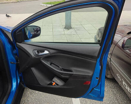 Синій Форд Фокус, об'ємом двигуна 2 л та пробігом 170 тис. км за 8500 $, фото 18 на Automoto.ua