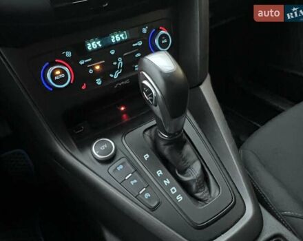 Синий Форд Фокус, объемом двигателя 1 л и пробегом 66 тыс. км за 11773 $, фото 28 на Automoto.ua